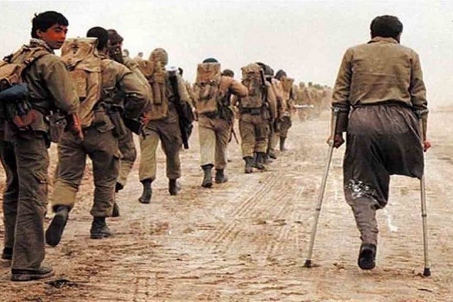 جنگ افق سوم دفاع مقدس نقد